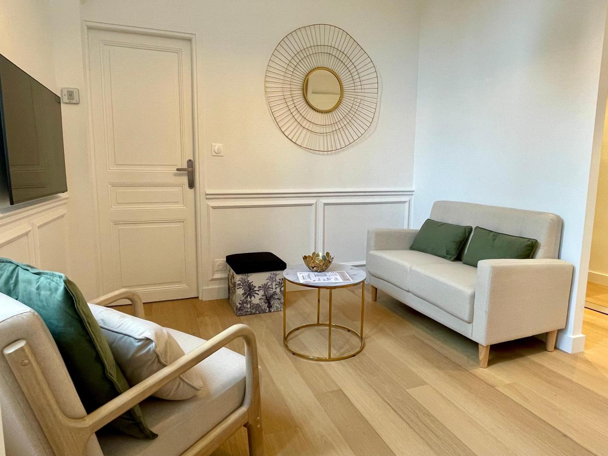 Appartements De Charme Du General Leclerc - Place D'Erlon - Hypercentre - Gare - Reims Zewnętrze zdjęcie