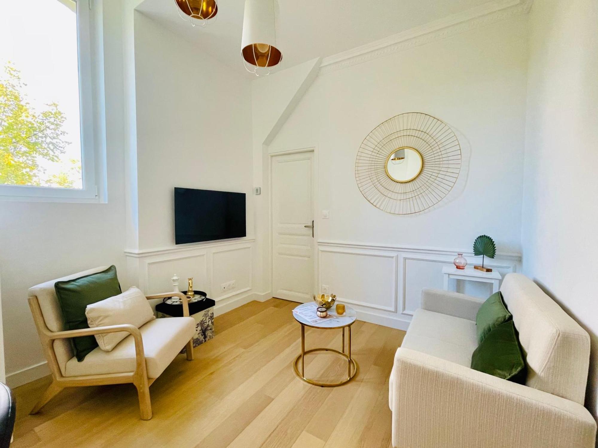 Appartements De Charme Du General Leclerc - Place D'Erlon - Hypercentre - Gare - Reims Zewnętrze zdjęcie