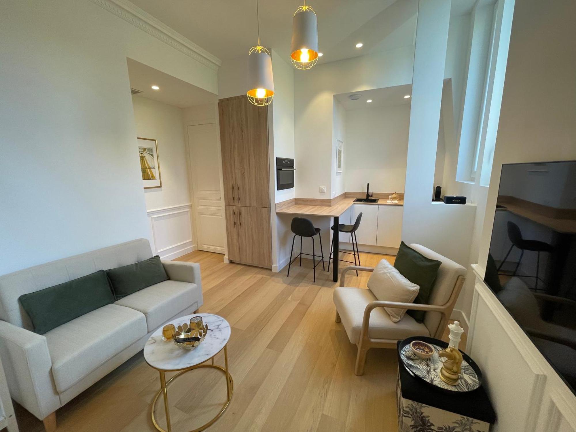 Appartements De Charme Du General Leclerc - Place D'Erlon - Hypercentre - Gare - Reims Zewnętrze zdjęcie