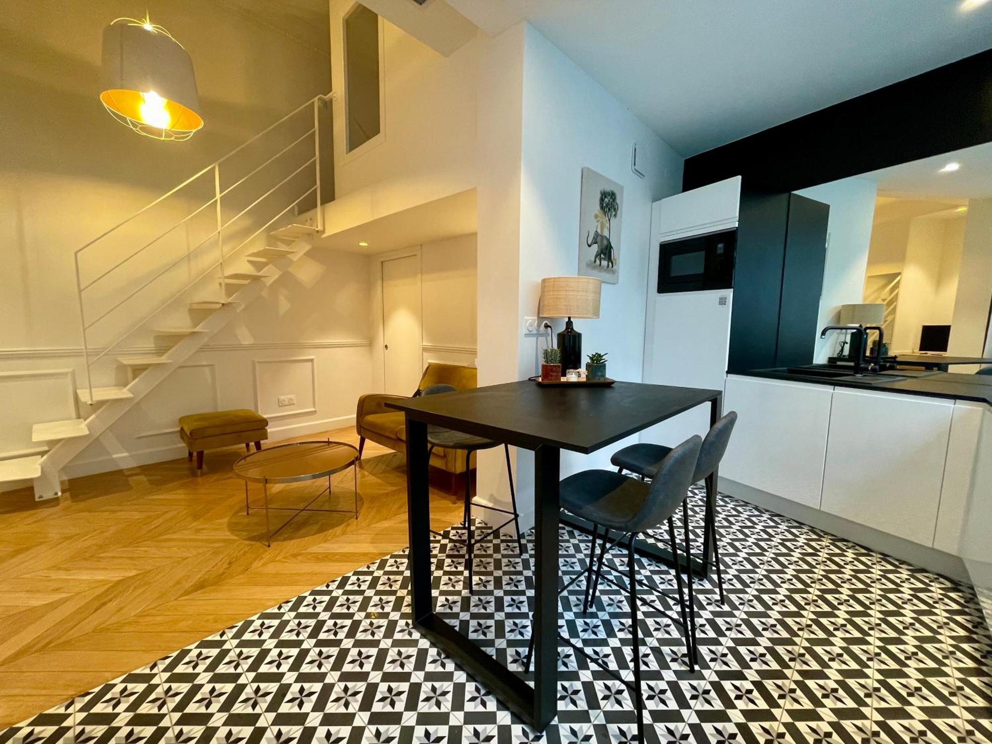 Appartements De Charme Du General Leclerc - Place D'Erlon - Hypercentre - Gare - Reims Zewnętrze zdjęcie