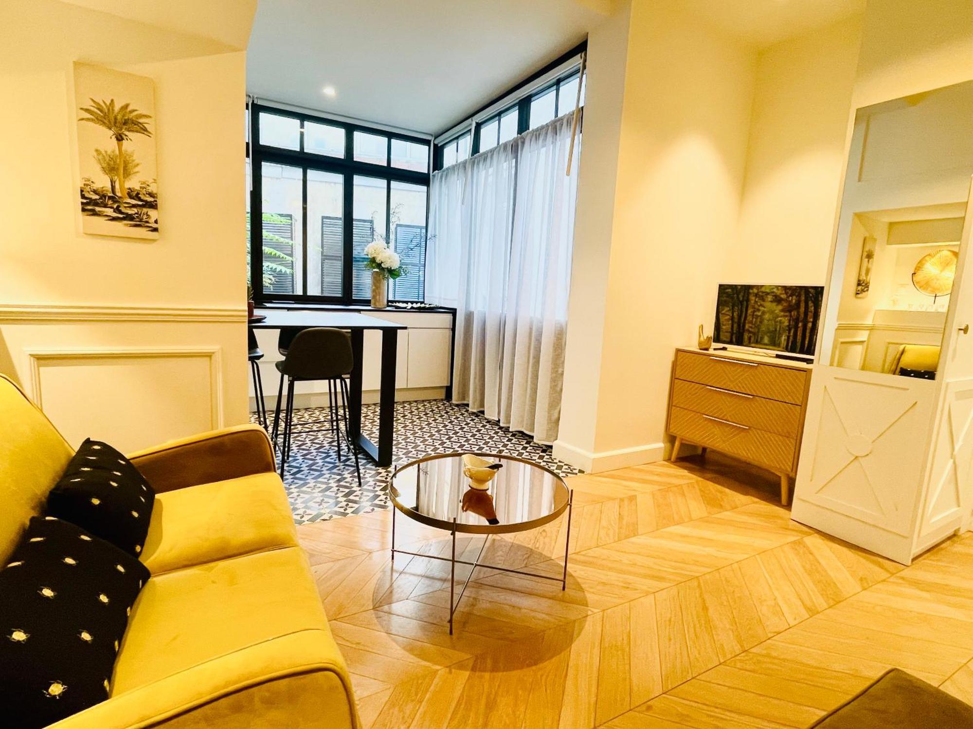 Appartements De Charme Du General Leclerc - Place D'Erlon - Hypercentre - Gare - Reims Zewnętrze zdjęcie